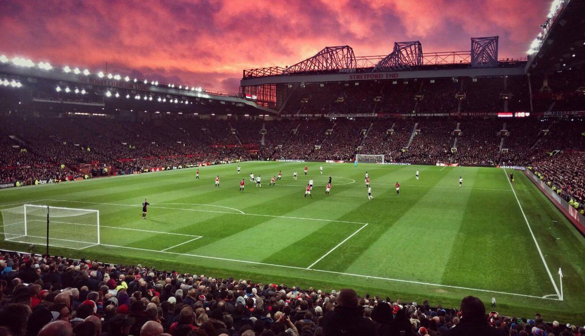 Old Trafford là số một của nước Anh.