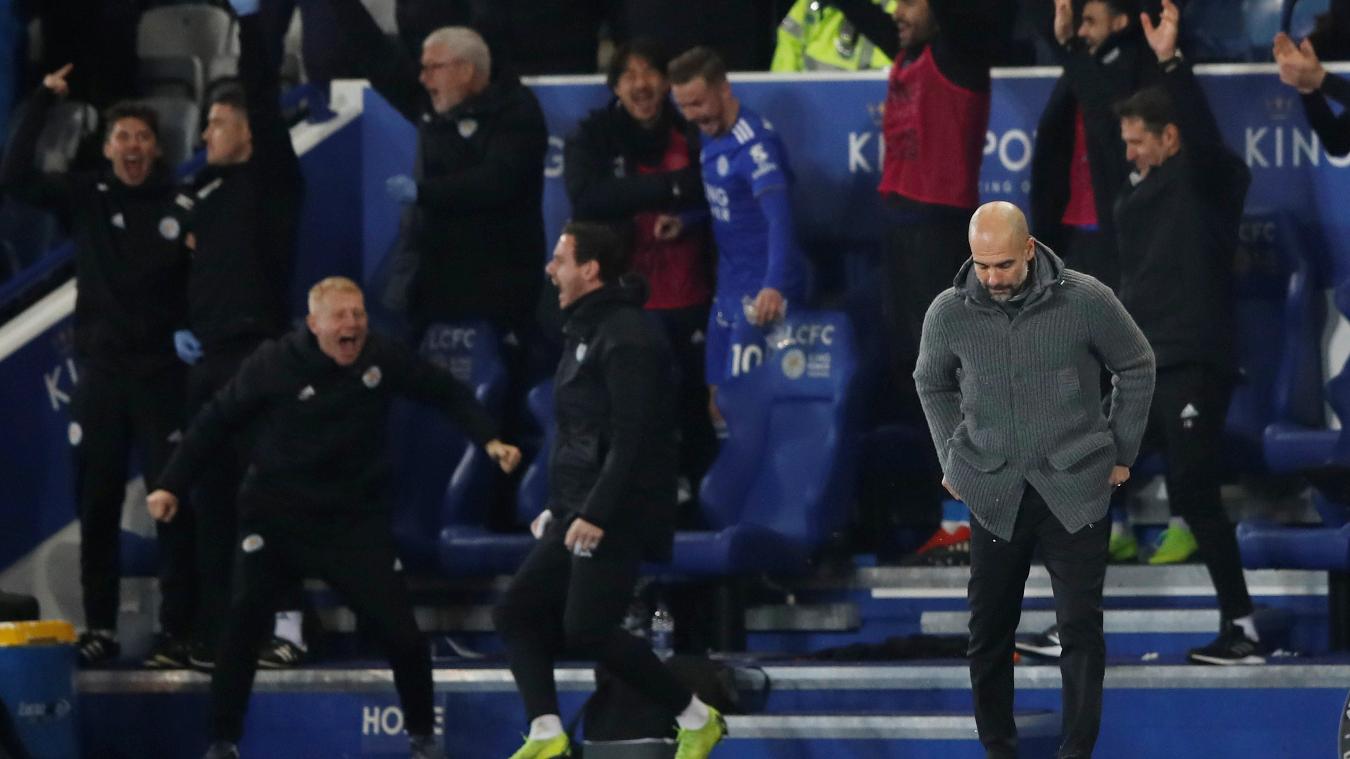 Premier League và 10 khoảnh khắc ấn tượng trong ngày Boxing Day: Nhà Vua cuối đầu - Bóng Đá