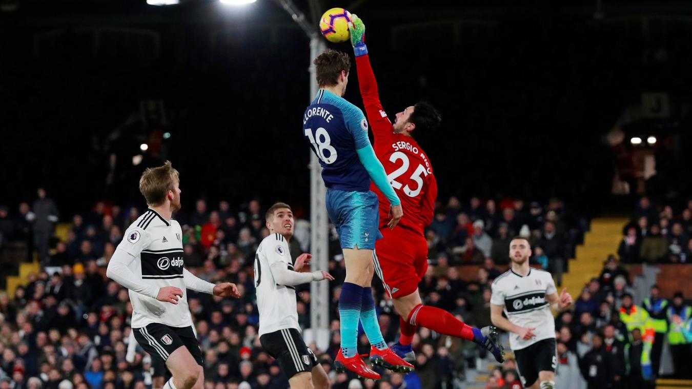 10 khoảnh khắc ấn tượng nhất vòng 23 Premier League - Bóng Đá