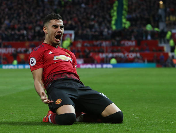 Andreas Pereira ăn mừng sau bàn gỡ hòa.