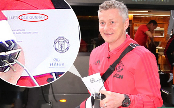 Khách sạn nhầm tên Ole Gunnar Solskjaer - Bóng Đá