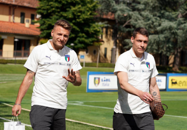 Trên hình là bộ đôi tiền đạo Ciro Immobile và Andrea Belotti. Với Belotti, anh lần đầu được triệu tập kể từ Tháng 09/2018.