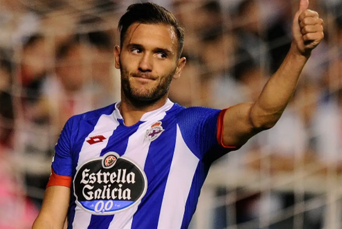 Lucas perez ra mắt Alaves (ảnh) - Bóng Đá