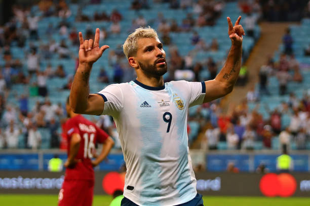 5 điểm nhấn Qatar 0-2 Argentina: Quyết định táo bạo, hy sinh Messi  - Bóng Đá
