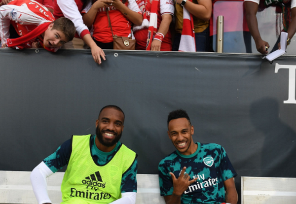 Ra sân hơn 10 phút, sao Arsenal vẫn bị đối thủ 'sàm sỡ' - Bóng Đá