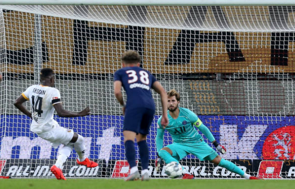 PSG mở màn giao hữu, sao Đức suýt đưa đối thủ 'vào viện' - Bóng Đá
