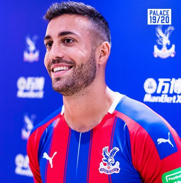 Victor Camarasa năm nay 25 tuổi, mùa trước anh cũng được cho mượn đến Premier League, khoác áo CLB Cardiff City.