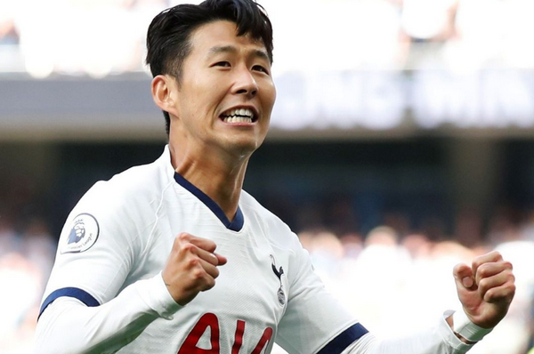 'Ác mộng' Man Utd phản lưới nhà, Tottenham đại thắng derby London - Bóng Đá