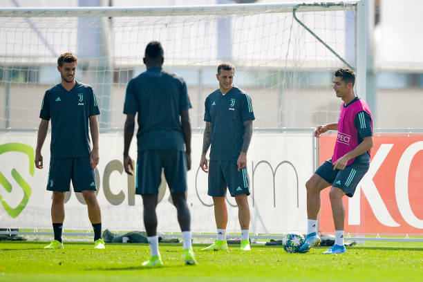 Juve tập luyện - Bóng Đá