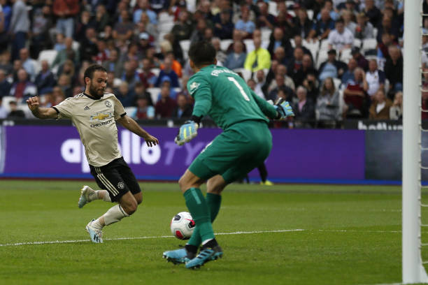 5 cầu thủ tệ nhất vòng 6 Premier League: Big Six góp 4; 'Siêu nhân' hóa tội đồ - Bóng Đá