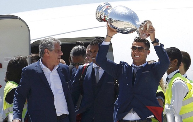 Ronaldo luôn được chú ý. Ảnh: Internet.