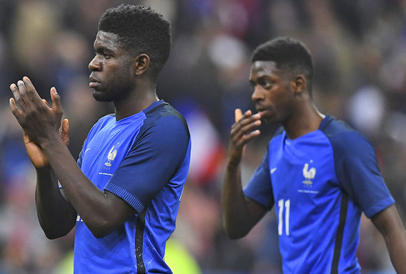 Umtiti là cầu nối cho thương vụ này.