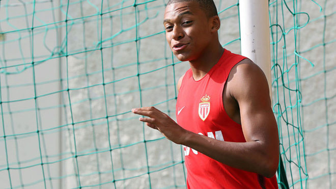Cuộc sống như ông hoàng đang chờ đợi Mbappe. Ảnh: Marca.