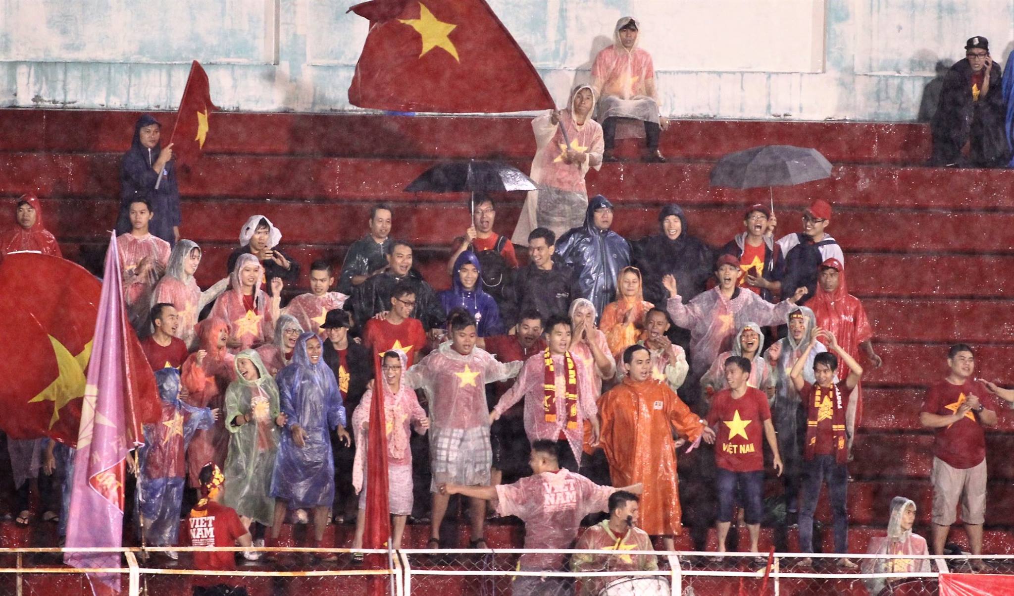 TRỰC TIẾP U22 Việt Nam 1-0 U22 Đông Timor: Hiệp một kết thúc - Bóng Đá