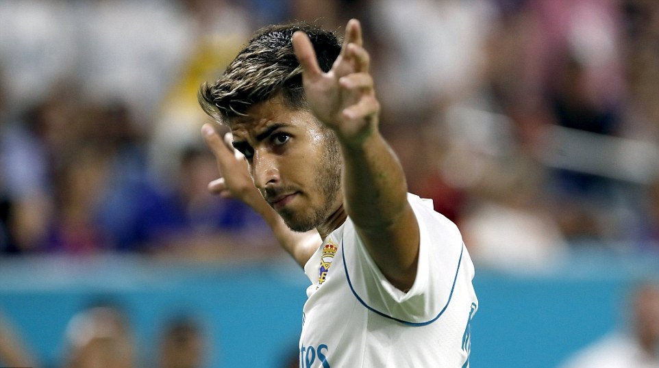 Asensio đưa trận đấu về lại thế cân bằng.