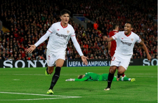 Correa là người gỡ hòa cho Sevilla.