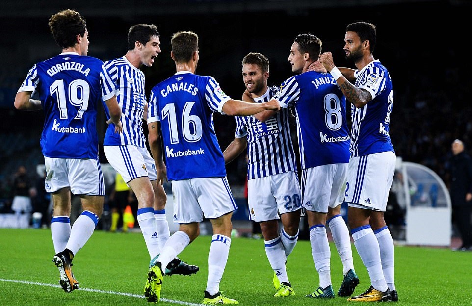 Chưa đầy 10 phút sau, Sociedad đã có bàn gỡ.