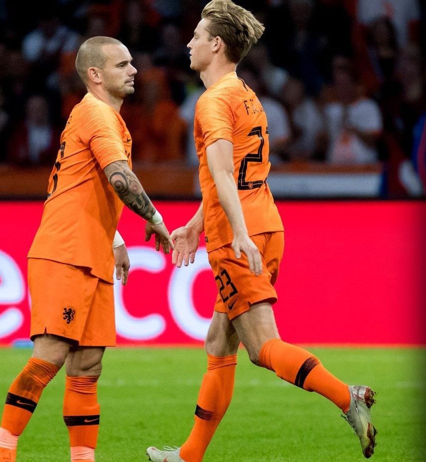 Memphis Depay lập cú đúp trong ngày Sneijder từ giã Hà Lan - Bóng Đá