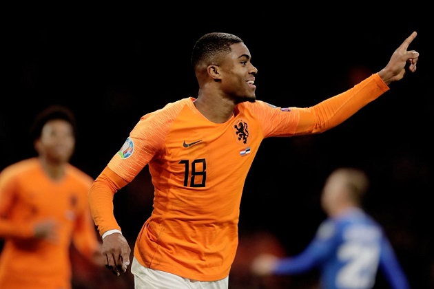 De Jong, Kluivert và những cầu thủ được Koeman cho ra mắt tuyển Hà Lan - Bóng Đá