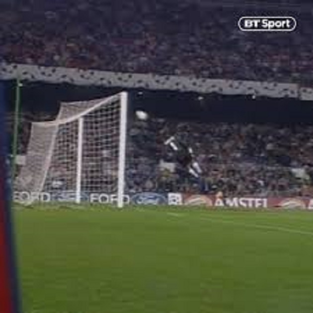 Throwback Thursday: Gregory Coupet With Arguably The Best Save Of All-Time - Bóng Đá