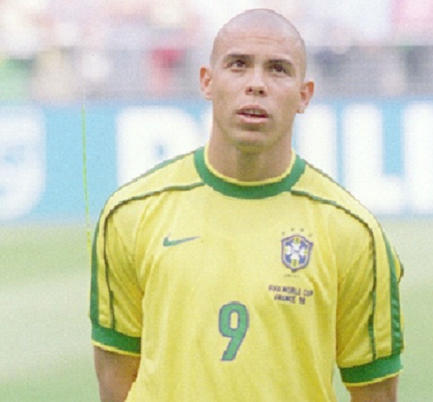 Tại sao Brazil thảm bại trước Pháp ở CK World Cup 1998? - Bóng Đá