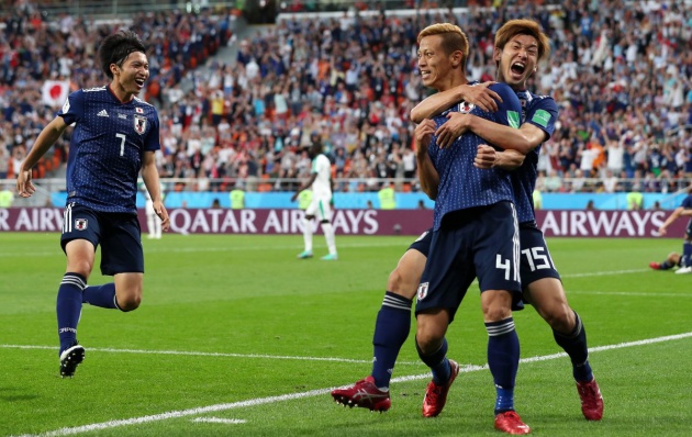 Honda làm nên lịch sử với bàn thắng thứ 4 cho Nhật Bản tại World Cup 2018 - Bóng Đá