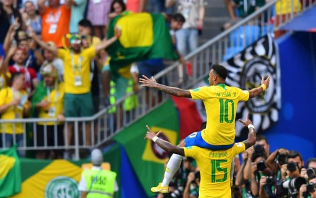 Neymar là ngôi sao số một của PSG cũng như ĐT Brazil.