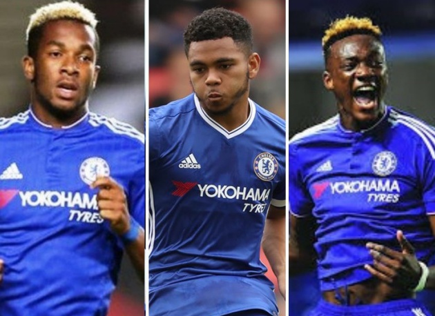 Từ trái qua phải: Kasey Palmer, Jay Dasilva và Tammy Abraham.