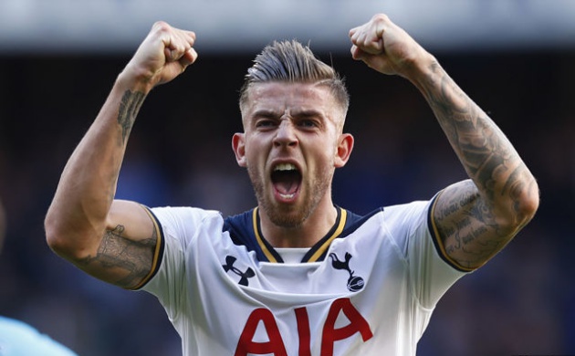 Alderweireld có khả năng dẫn dắt các đồng đội trên sân.