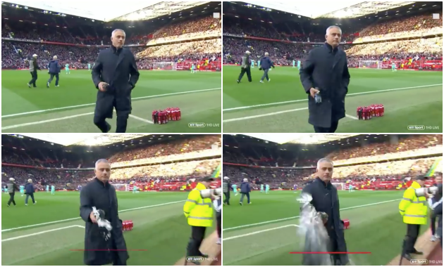 Mourinho có hành động không đẹp trước trận Newcastle - Bóng Đá