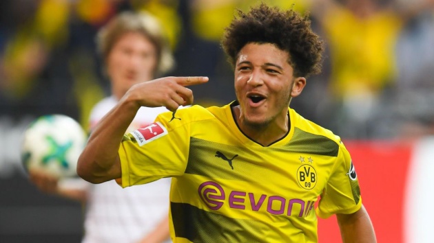 Sancho đang chơi thăng hoa tại Dortmund.