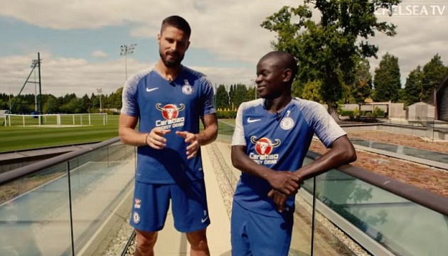 Giroud đã nói gì về vai trò mới của Kante dưới thời Sarri? - Bóng Đá