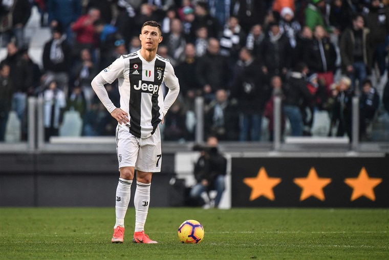 Nóng! Ronaldo gặp rắc rối lớn trong vụ cáo buộc hiếp dâm - Bóng Đá