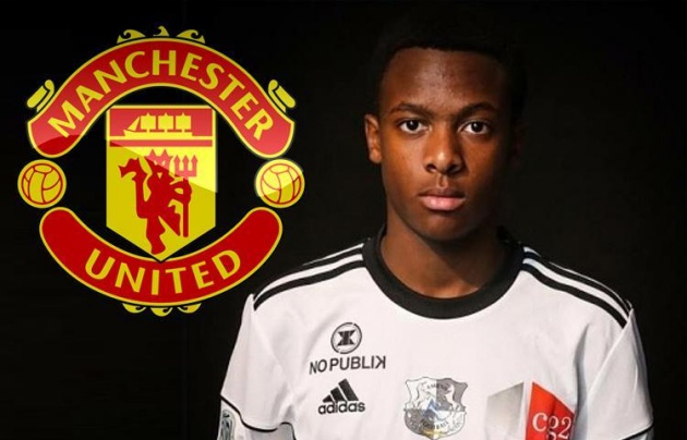 Emeran sẽ gia nhập Man Utd trong tháng này.