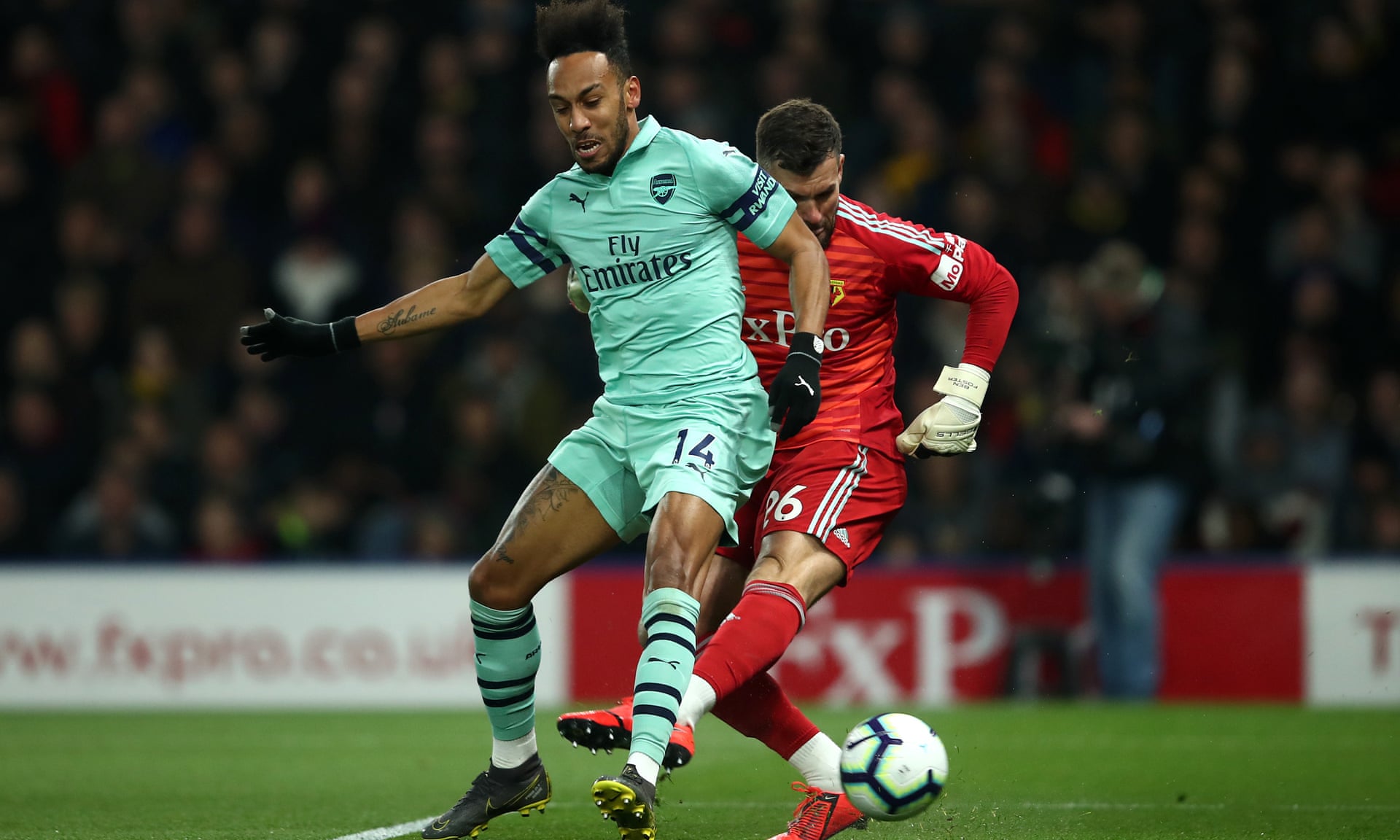 Troy Deeney đã chứng tỏ Arsenal