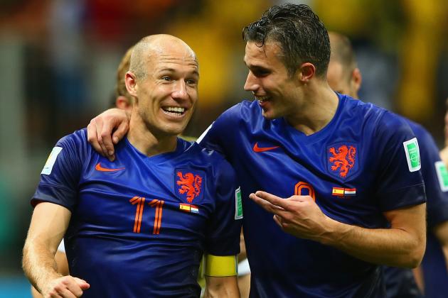 'Họ thiếu 1 Van Persie, 1 Robben' - Bóng Đá