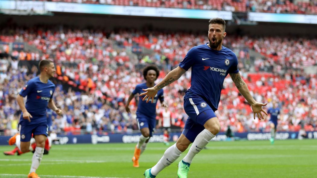 Cùng với Carroll, ngôi sao của Chelsea là những tiền đạo cao nhất giải đấu, mặc dù mùa sau anh dự kiến sẽ rời Stamford Bridge.