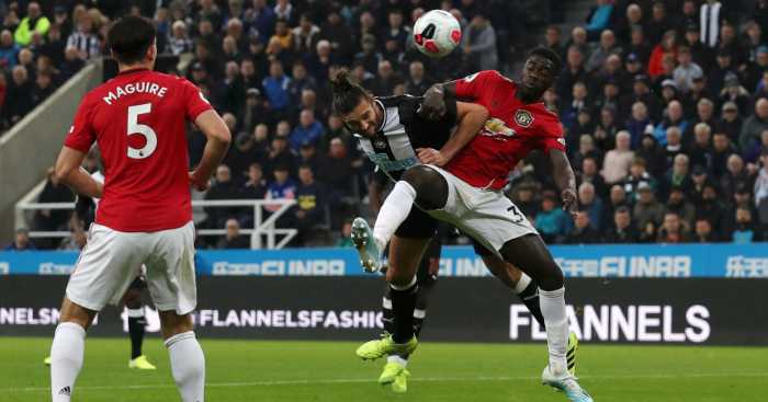 Solskjaer on Tuanzebe: He's a leader and has always been a leader in the dressing-room - Bóng Đá