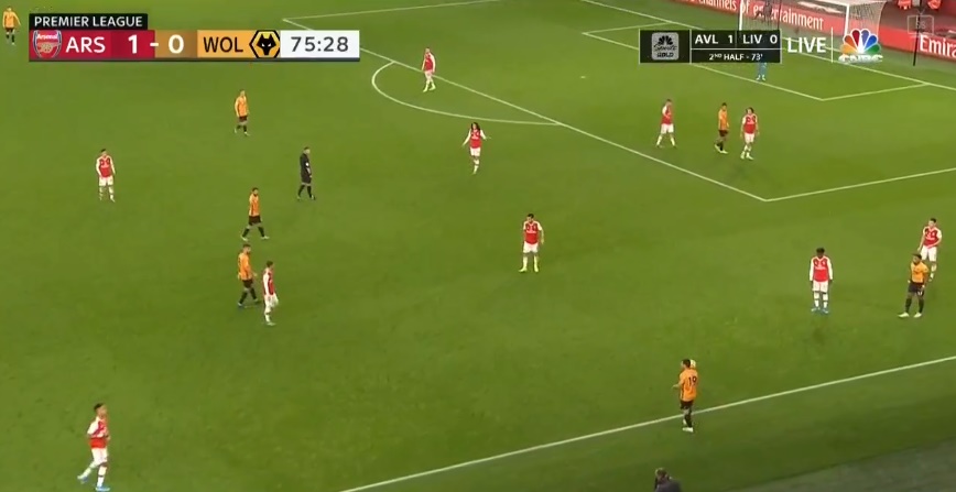 Guendouzi quát mắng, 1 giây sau Ceballos mắc sai lầm... - Bóng Đá