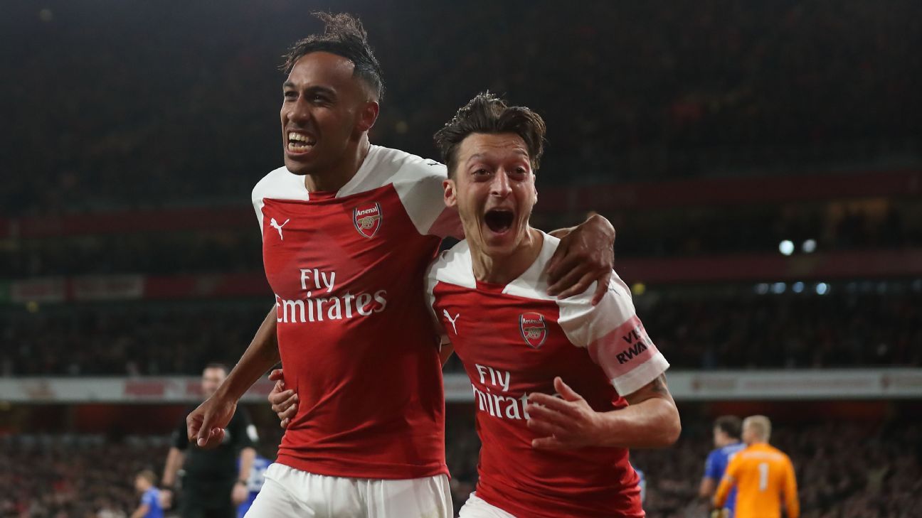 Emery tiết lộ thứ tự đội trưởng của Arsenal: Ozil thứ mấy? - Bóng Đá