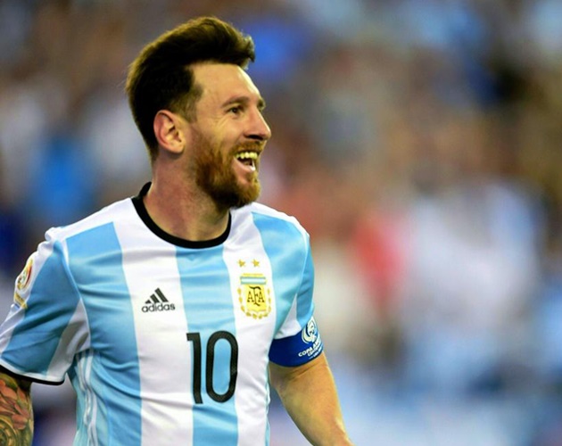 'Argentina không có lỗi khi phụ thuộc Messi' - Bóng Đá