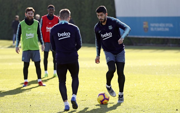 Barca tập - Bóng Đá