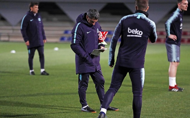 Barca tập: - Bóng Đá