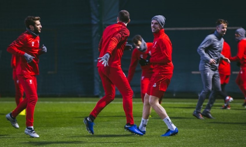 Vừa tập trung luyện tập, vừa để tinh thần thoải mái.