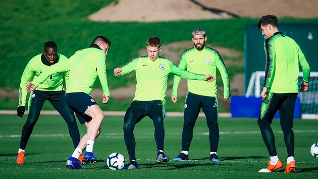 Man City tập - Bóng Đá