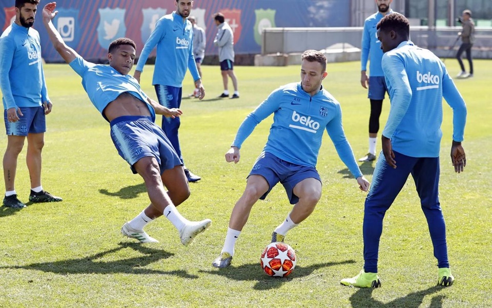 Barca tập - Bóng Đá