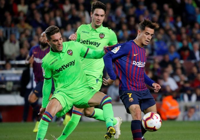 Vượt qua hành trình 9 năm, Barca xúc động đăng quang La Liga tại Camp Nou - Bóng Đá