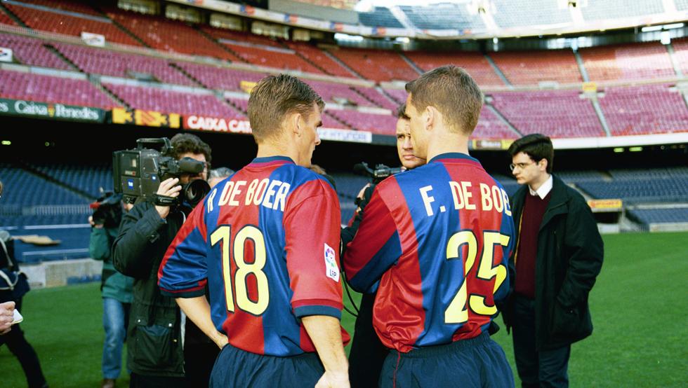 13. Ronald de Boer: Cựu sao Hà Lan cũng từng có thời gian khoác áo Barca từ 1998 đến 2000.