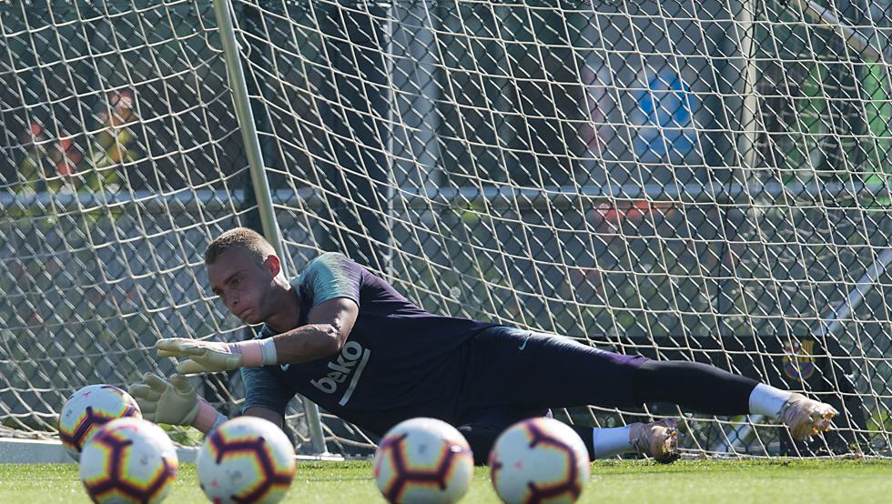 19. Jasper Cillessen: Ngôi sao Hà Lan khoác áo Barca từ 2016 đến 2019.