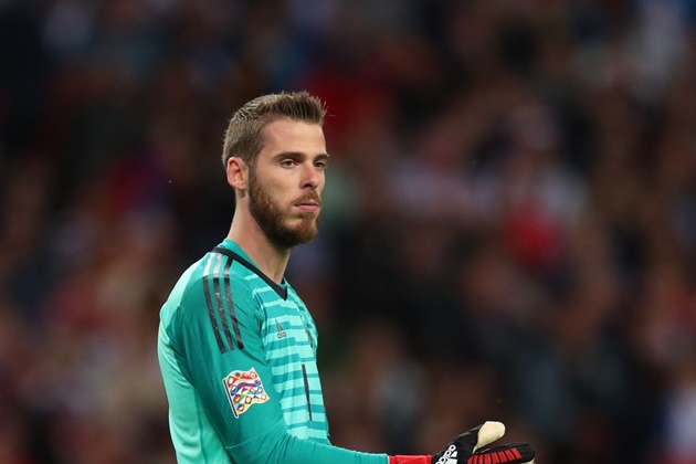9. David de Gea: De Gea là cái tên duy nhất trong danh sách này còn đang chơi cho MU. Ngôi sao số 1 đang có 293 lần khoác áo "Quỷ đỏ".